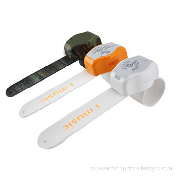 2014 new arrival sports watch Bluetooth speaker with talking clock